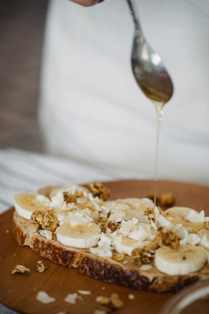 miel artisanal sur tartine